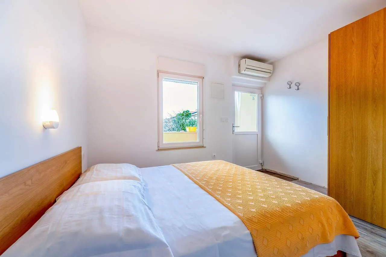 度假居 Zimmer In Baska 300 Meter Vom Strand 克罗地亚